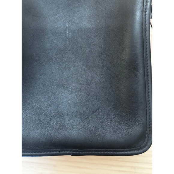 Vintage Coach black leather turnlock crossbody | made in USA LS3-9620 - Picture 13 of 13
